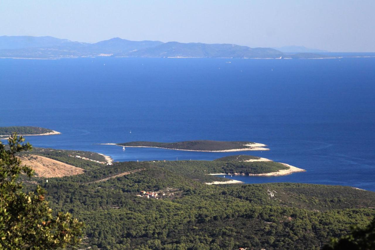 Apartments By The Sea Rukavac, Vis - 2478 Rukavac  Exterior photo