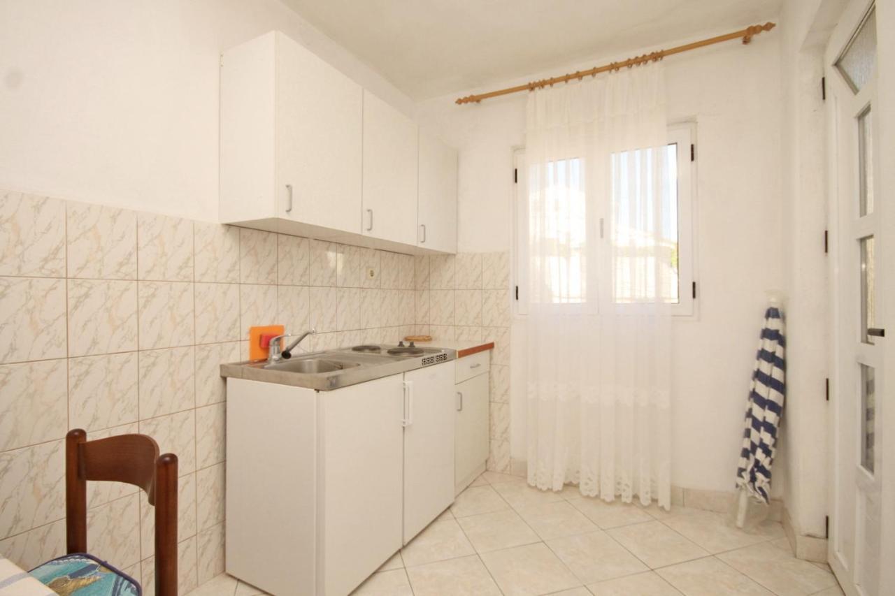 Apartments By The Sea Rukavac, Vis - 2478 Rukavac  Exterior photo